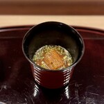 多仁本 - 味噌汁の茄子も、炭火でじっくり焼いてから入れられています。
      ほっこりしますね。