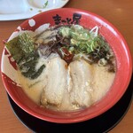 ラーメン まこと屋 - 料理写真:牛白湯ラーメンヽ(´ー｀)ノ