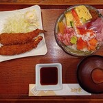 とみ家 - えび、ちらしセット