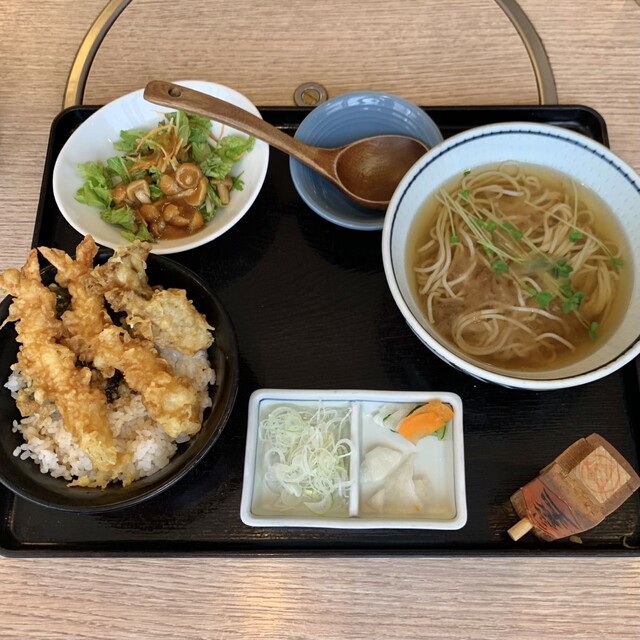 Uta Andon Shinjuku Ten