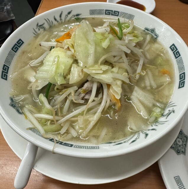 Hidakaya Gakugeidaigaku Eki Mae Ten