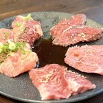 炭火焼肉 にく式 - 