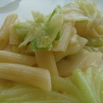 イーストサイド - キャベツとペンネのぺぺロンチーノ