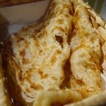 森のレストラン ラッキーガーデン - サクサクとした食感で甘みのあるナン