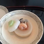 花山椒 - 蕪蒸し。会席の中で唯一美味しかった