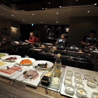 ザ ロイヤルパークホテル_2