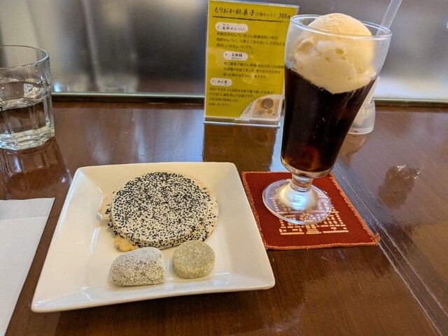 もりおか啄木・賢治青春館 喫茶あこがれ &ndash; 仙北町の文学カフェでゆったり時間