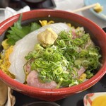 ドライブイン 灘 - ✅イカ&ネギトロ丼¥1.705❗️
　※味噌汁・漬物付き