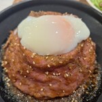 精肉店直営ローストビーフ丼 やまと - 