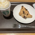 スターバックスコーヒー - 料理写真:バニラクリームフラペチーノとチョコレートチャンク。