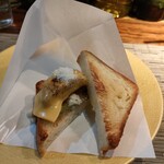 鉄板焼grow - 黒毛和牛デニッシュバーガー