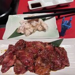 焼肉食堂605 - カルビ倍にしてホルモン追加