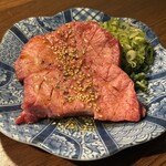 炭火焼肉しんちゃん - 