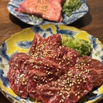 炭火焼肉しんちゃん - 上ハラミ 1280円