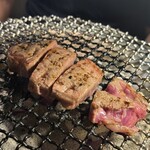 炭火焼肉しんちゃん - 