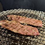 炭火焼肉しんちゃん - 