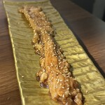 炭火焼肉しんちゃん - 秘伝のまるごとテッチャン 1080円