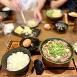 卵かけめし 肉すい専門  やまや - 