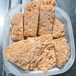 味市春香なごみ 鮭明太製造工場 - 食べやすいよう切り分けて保存♪