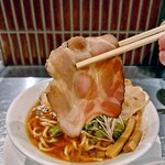 麺や チャーシュードリーム - 銘柄豚肩ロース肉レアチャーシュー