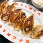 餃子の肉太郎 - 