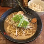 辛麺 真空 - 