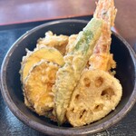 魚食堂たわら - 天丼(えび、白身魚、さつまいも、かぼちゃ、ナス、ししとう)