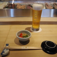 順 - 付き出し ＆ 生ビール