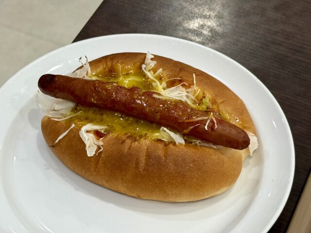 Holl's Cafe Sakaisuji Honmachi Ten