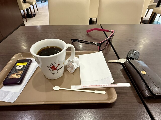 Holl's Cafe Sakaisuji Honmachi Ten photo 3