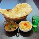 アジアンキッチンドウターリ - 料理写真:
