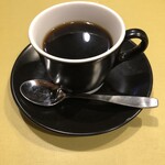 トラットリア リアナ - ランチピザセット（マルゲリータ、ドリンク、サラダ、スープ付き）１５００円のホットコーヒー