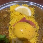 酒とスパイス マツコ - スパイスたまご、ライスはインディカ米