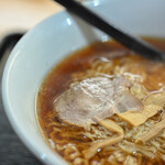 三吉 - "拉麪（ひのもとしきもろこしのきりむぎ）"、×叉焼（やきぶた）〇滷肉（にぶた）