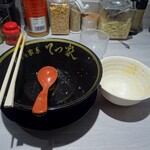 横浜家系 てつ家 - スープ残すの忘れたわ！