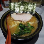 横浜家系 てつ家 - 16時から17時30分まで税込み500円のデフォルトラーメン