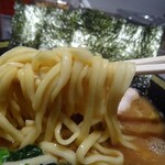 横浜家系 てつ家 - 酒井製麺らしい・・・。