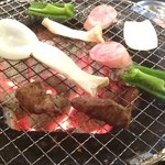 Shio Horumon Zunguri - 豚肉中心