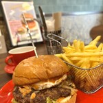 Hero's Burger - 料理写真: