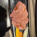 焼肉あがり - ランチセットのヒレ肉。うまい