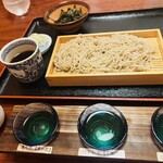 信州そば 信玄 - ざる蕎麦と日本酒飲み比べ