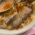 中華そば タンポポ - トロットロの豚軟骨ソーキ