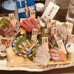 魚海船団 宴別邸 神田２号店 - ２人前用の６種類の刺盛