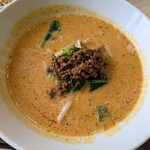 浜木綿 - 料理写真:"選べる餃子ランチセット” 1,190円（税別）でチョイスした 担々麺。