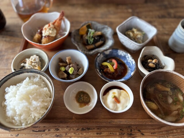 箕面烧 CAZI CAFE ホームページ｜箕面の食べどころ