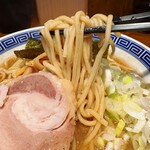 くり山 - 中華そば(並盛)、麺リフトアップ