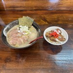 煮干しらーめん 渡辺商店 - 
