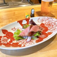 グリル ア ターブル - オリーブ牛 ローストビーフ