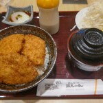 とんかつ政ちゃん - 