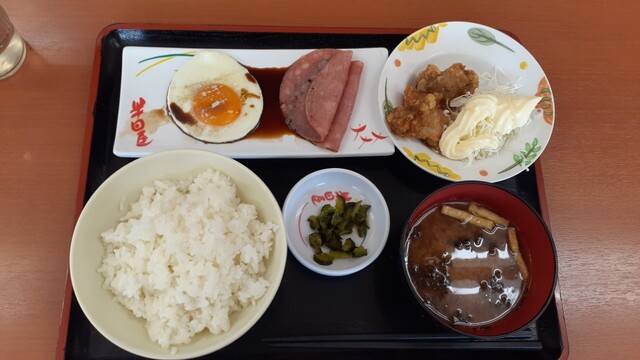 半田屋 滝沢ハイウェイ食堂(上り) - 巣子（食堂）の写真